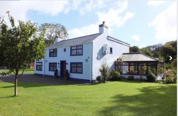Broadmoor Farm Bed & Breakfast Kilgetty Exterior photo